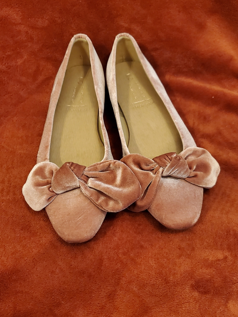 Women’s Velvet Bow Ballet Flats - Blush Pink